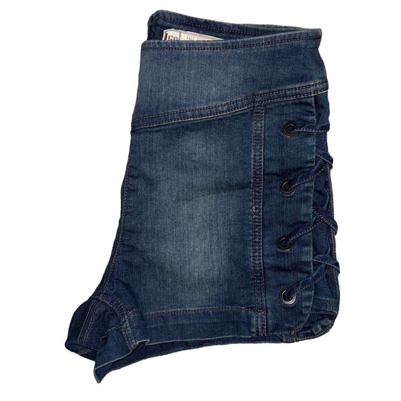 Free People Women's Denim Jean Shorts Size 27 Criss Cross‎ Lace Sides - Picture 6 of 8